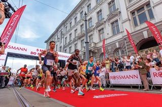 Rossmann Run 2025. Jakie wyzwania czekają na uczestników? Trasa biegu ulicą Piotrkowską. Zobacz mapę