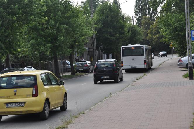 Roboty drogowe i utrudnienia na Dolnej Kamiennej w Skarżysku