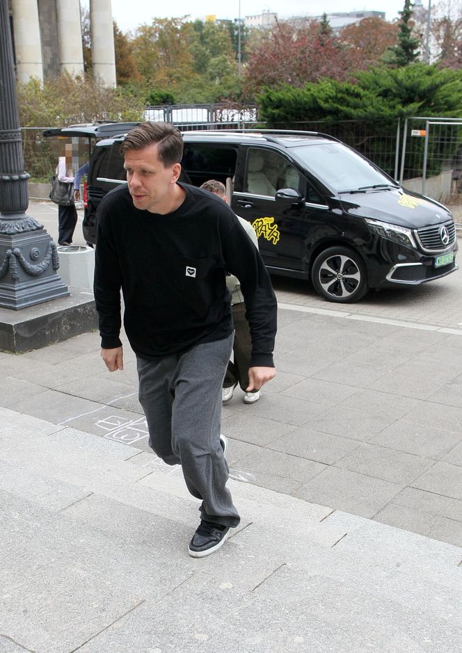 Szczęsny biegnie na premierę filmu