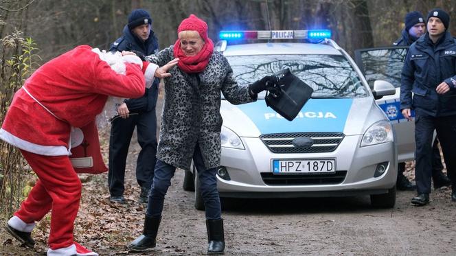 M jak miłość świąteczny odcinek specjalny. Wigilia Mostowiaków. Kisielowa (Małgorzata Rożniatowska)