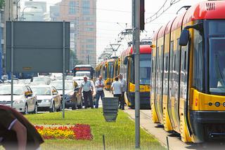 Śmieciarka zablokowała centrum!