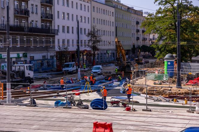 Budowa tramwaju na Rakowieckiej w Warszawie