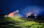 Pożar w Andrzejkach. Strażacy walczyli o uratowanie zwierząt i domu