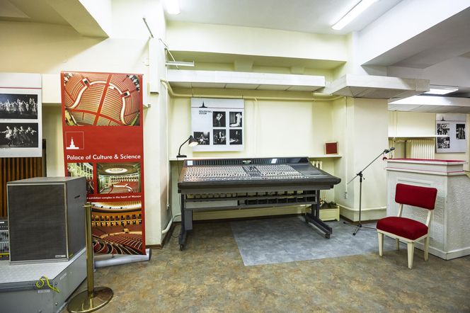 Pamiątki z Pałacu Kultury i Nauki. Historia budynku w przedmiotach 