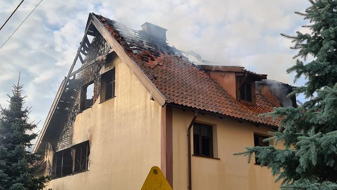 Tragedia w Nowym Stawie! W pożarze plebanii zginął ksiądz