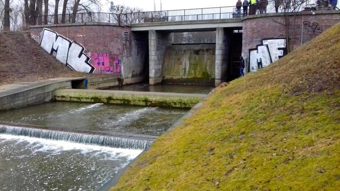 Napełnianie jeziora Malta wodą