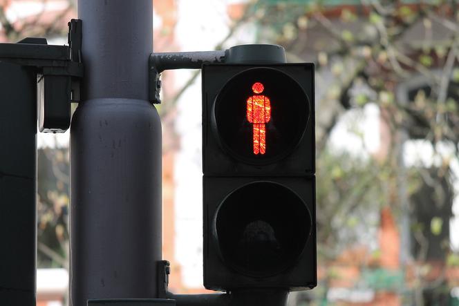 Społeczny Rzecznik Pieszych chce wyłączenia przycisków przy przejściach. Co na to drogowcy?