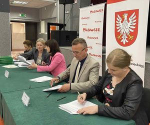 Kilkadziesiąt nowych inwestycji w powiecie siedleckim z dofinansowaniem Mazowsza