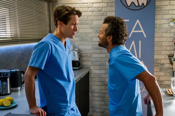 Zakochani po uszy odc. 203. Piotr (Michał Meyer), Kuba (Krzysztof Piątkowski)