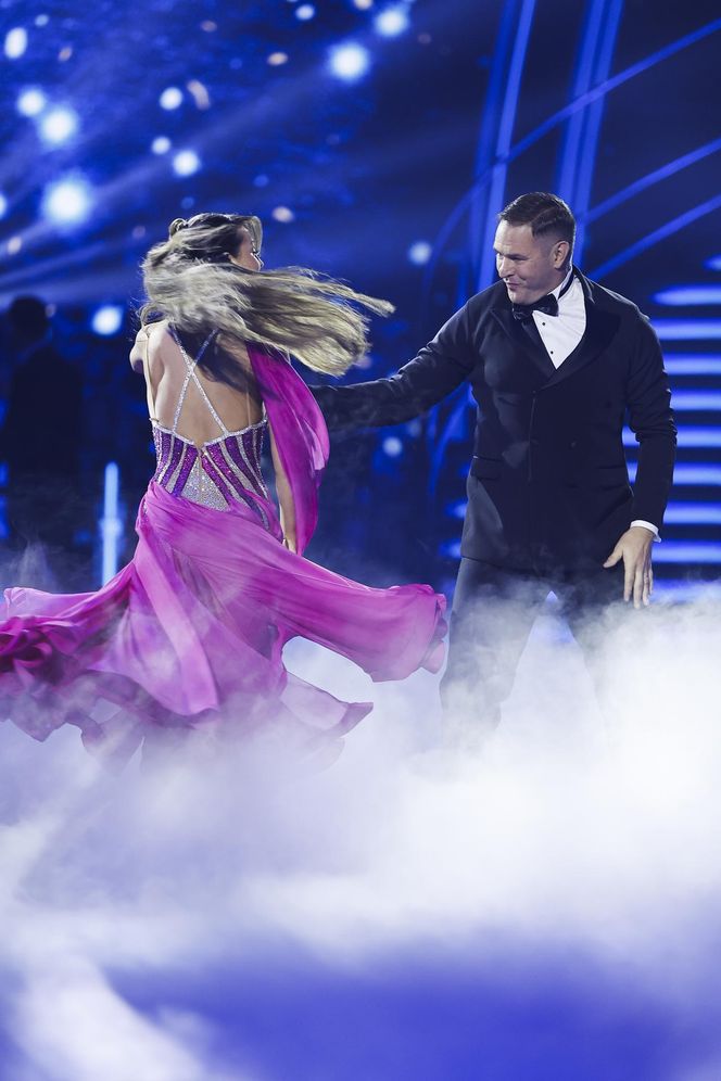 Taniec z Gwiazdami. Jeszcze nie tańczy, a zarabia najwięcej. Ile kosztuje Karolak?