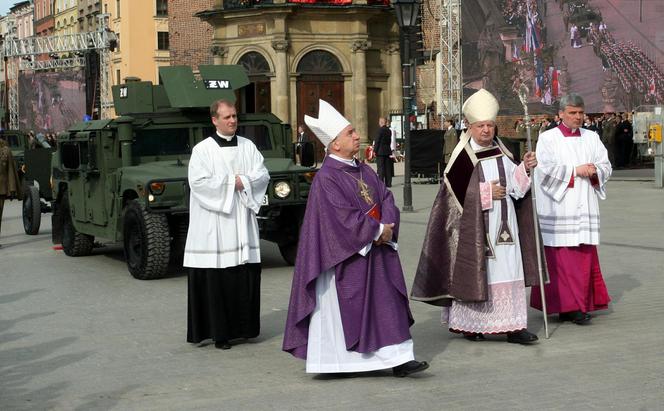 Rocznica pogrzebu Lecha i Marii Kaczyńskich na Wawelu