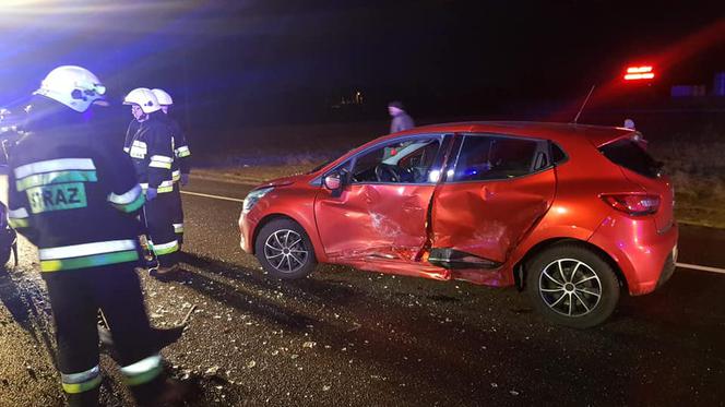 Wypadek na DK 25 w Chmielnikach! Cztery osoby trafiły do szpitala! [ZDJĘCIA]