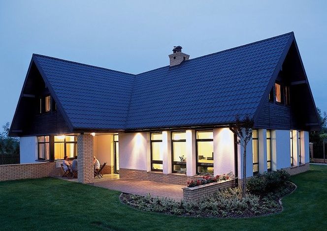 Elementy bezprzewodowego systemu alarmowego: centrala, kontaktrony, czujki ruchu...