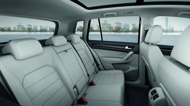 Volkswagen Golf Sportsvan Concept