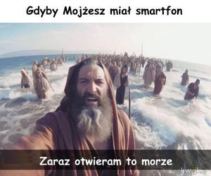 Dziś Światowy Dzień Bez Telefonu Komórkowego! Wytrzymasz 24 godziny? ZOBACZ memy