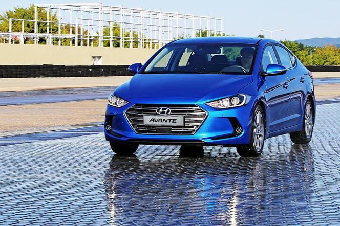 Hyundai Elantra VI generacja