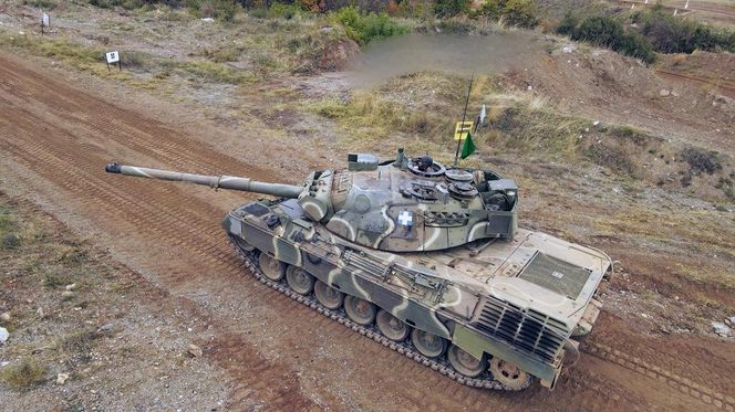 Ponad 400 nowych wozów bojowych i modernizacja czołgów. Niemcy kuszą Grecję