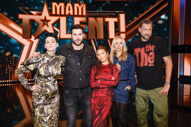 Zniknął po cichym rozwodzie z Chylińską. Tak dziś wygląda były mąż gwiazdy - Kris Krysiak