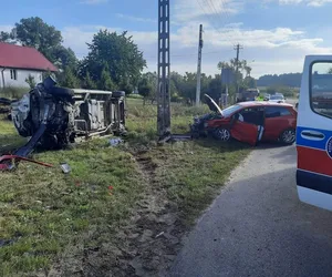 Groźny wypadek w miejscowości Konopki Pokrzywnica. Policja zarządziła objazd drogami lokalnymi