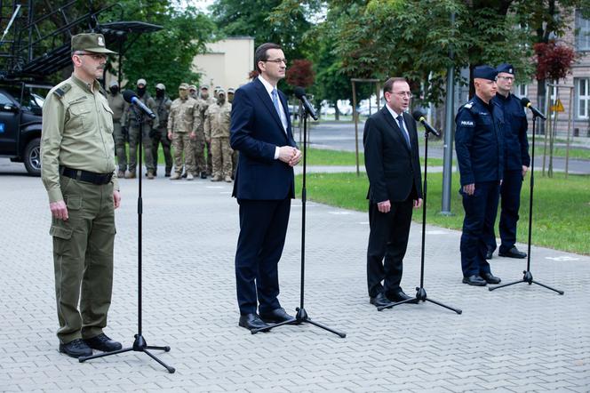 Nowe przepisy dla policji 2020: Dodatek motywacyjny, ekiwalent za urlop, wyżywienie