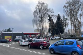 Korki przed stacjami Circle K w Gorzowie