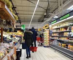 Niedziela handlowa 28.08.2022 - czy sklepy są otwarte w niedzielę? Do której godziny?