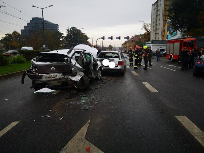 Wypadek na ul. Focha w Bydgoszczy! Wielu rannych! 
