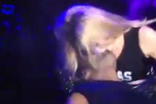 Madonna: Drake dostał od niej soczysty pocałunek na scenie! 'Co to k*rwa było?!'' - pyta Drake po zajściu! VIDEO