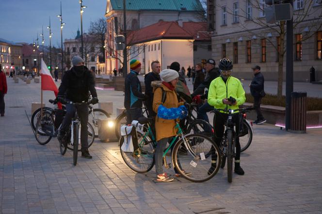 Rowerzyści i rolkarze razem! Referendalna Masa Krytyczna