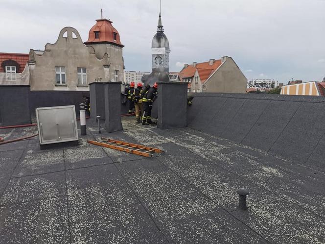 Pożar na poddaszu kamienicy w Toruniu. Akcja strażaków