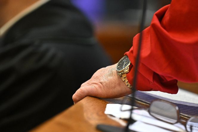 Morderstwo pary niemieckich emerytów na Mokotowie. Oskarżony: „Zrobili ze mnie zabójcę z chęci awansu”