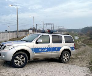 Uszkodzone linie kolejowe pod Dęblinem i w Puławach