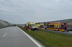 Wypadek w Szklanej Hucie pod Sieradzem na trasie S8 [ZDJĘCIA]