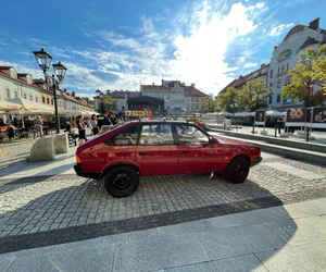 Wyjątkowy samochód wystawiony na aukcję. Ośmioosobowa rodzina uciekła nim z Ukrainy do Polski