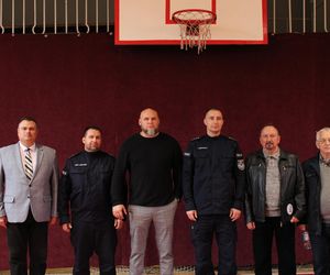 Dominik Dąbrowski spotkał się z młodzieżą III LO w Grudziądzu cz. II