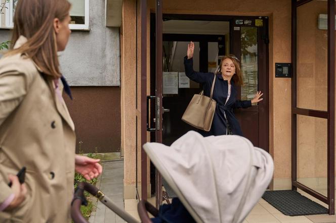 Na Wspólnej odc. 3742: Teresa Bednarczuk (Izabela Dąbrowska), Ola (Marta Wierzbicka)