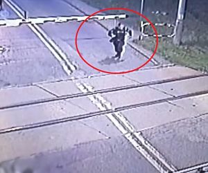 Mikołów: Policjanci w ostatniej chwili uratowali 6-latka. Chłopiec bawił się na torach 