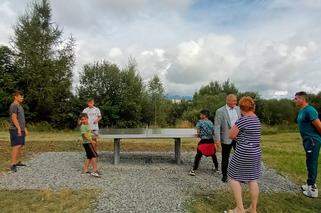 Plenerowy stół do ping ponga już jest na Kabatach