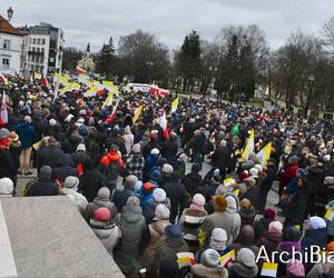 Marsz Papieski w Białymstoku. Było 4 tysiące osób. 2 kwietnia 2023