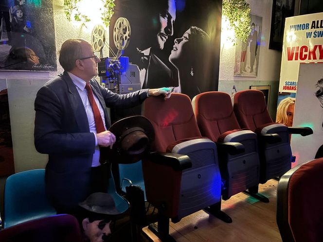 Sala kinowa w Zespole Szkół Akademickich 
