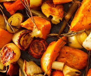 Krem z pieczonych warzyw - przepis na niekaloryczną zupę