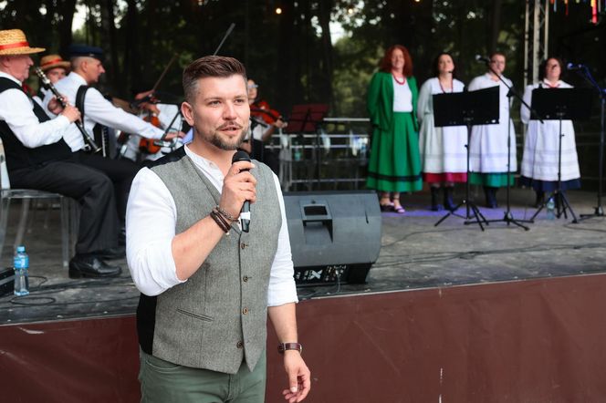 Potańcówka w Skansenie