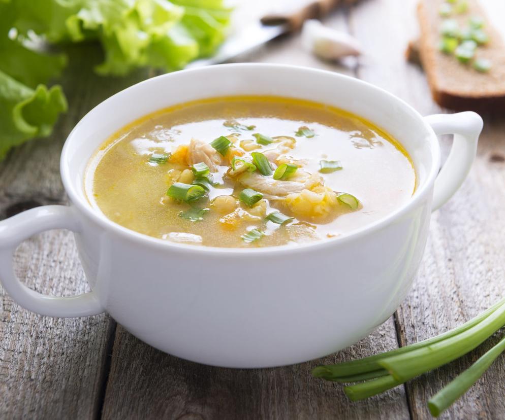 Zupy których nie gotuje się na rosole