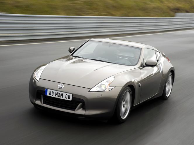 Nissan 370Z - 2009-2012