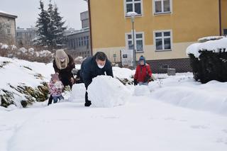 Ulepił bałwana i wycałował żonę