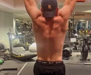 Nowy, piękny Borys Szyc 