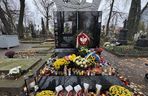 Tak wygląda grób Daniela Sztybera w Święto Zmarłych. Polski żołnierz oddał życie za Ukrainę