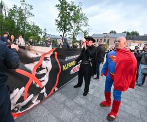 Debata Telewizji Republika w Końskich przed II turą wyborów prezydenckich