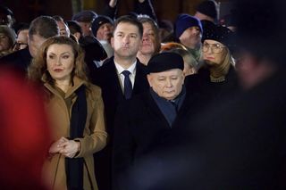 Czarne chmury nad PiS! To może im zaszkodzić!