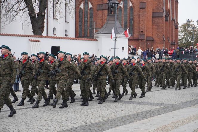 Tak białostoczanie uczcili Narodowe Święto Niepodległości 2024 w Białymstoku [ZDJĘCIA]